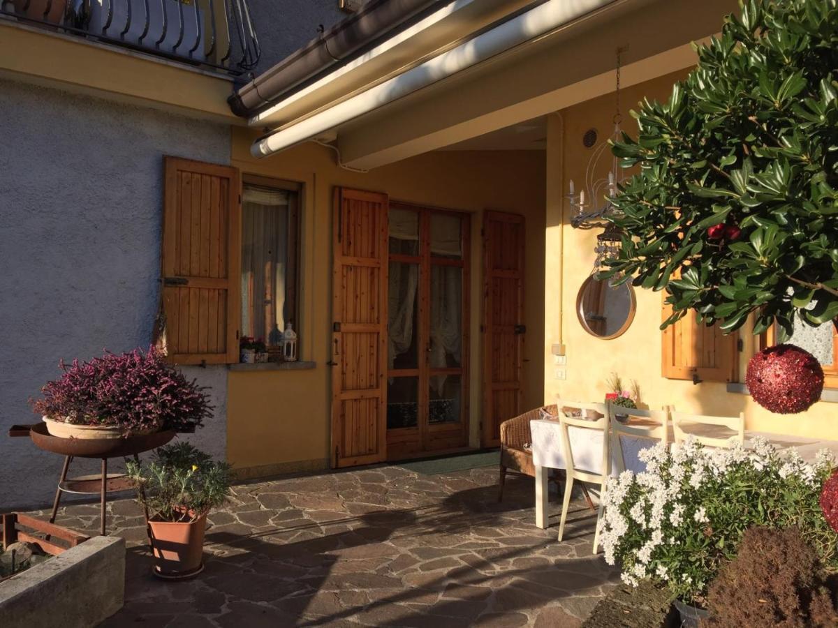 B & B Da Giusy Корте Франка Экстерьер фото