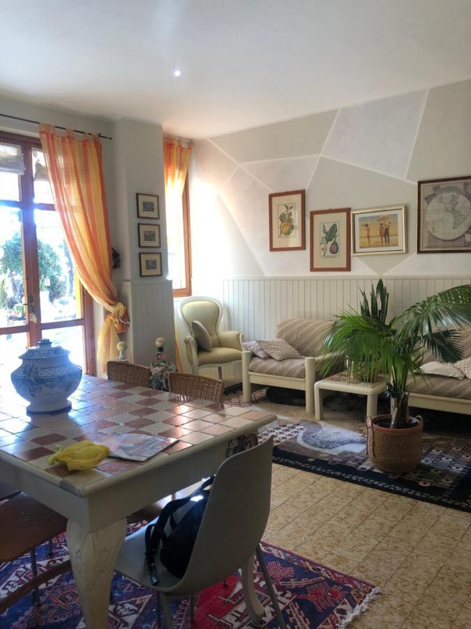 B & B Da Giusy Корте Франка Экстерьер фото